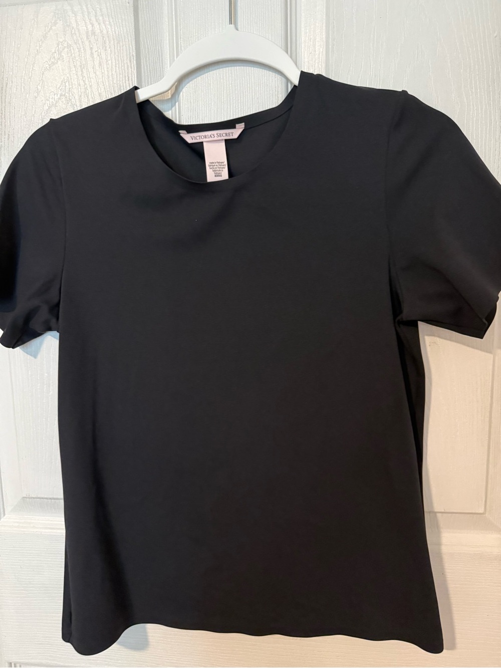 Victoria secret tshirt - Picture 2 of 2